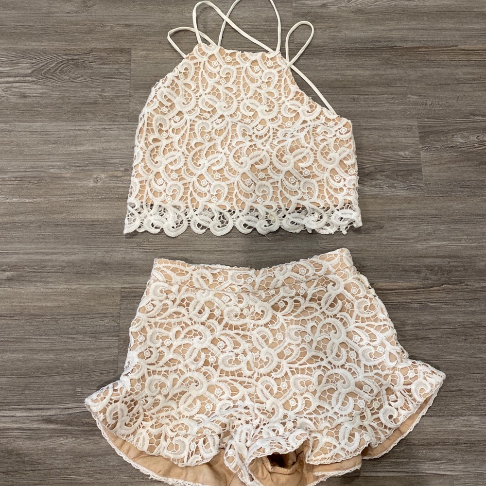 Women’s Two Piece Outfit Size Small